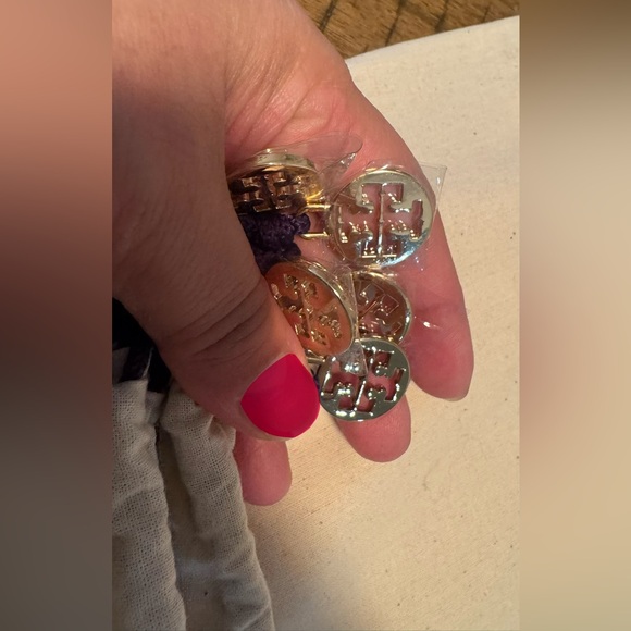 💙💜 Tory Burch Cream Dust Bags with Blue & Purple Trim / Green & Purple Trim 💜💚 - Picture 9 of 12